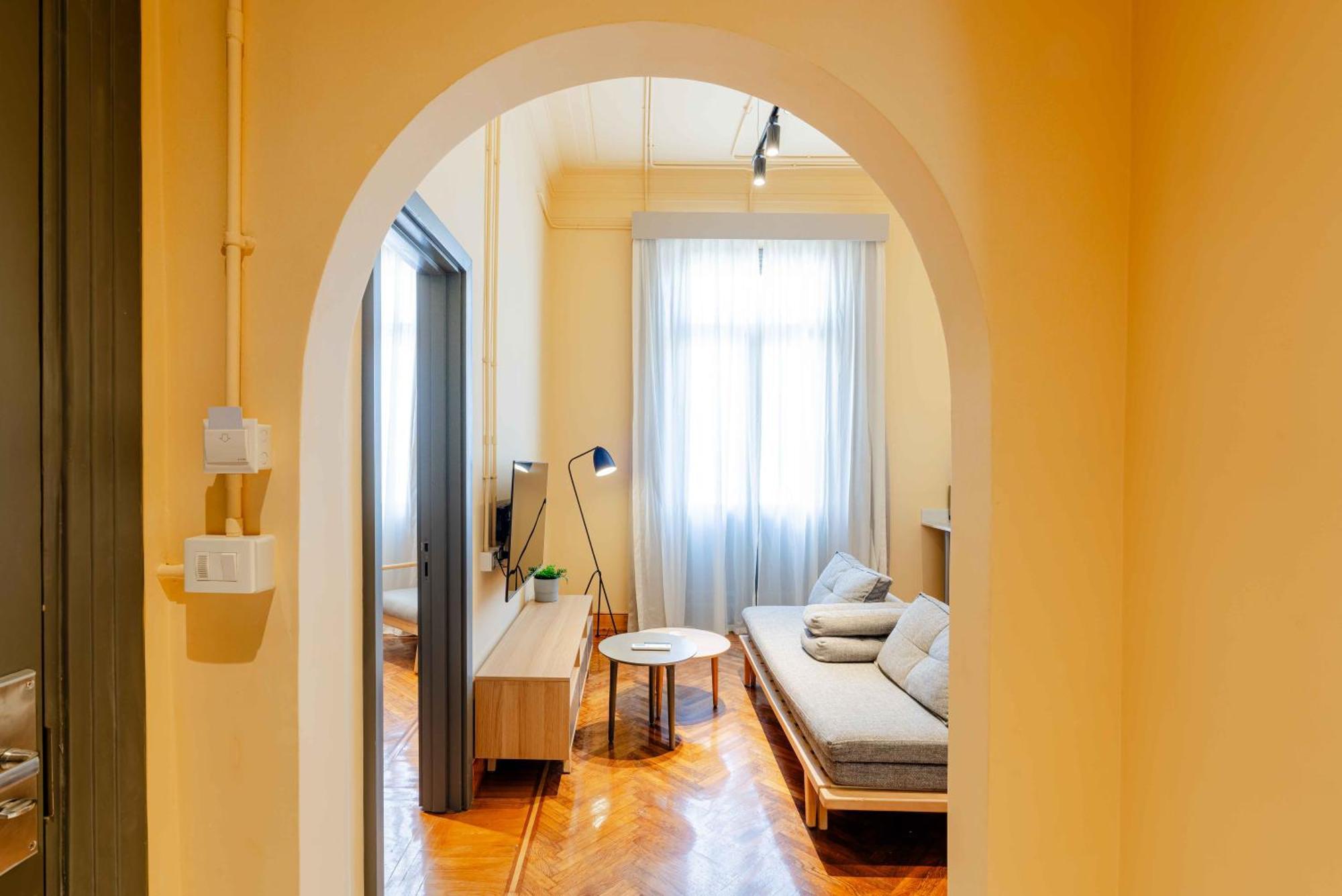 Grey L Studio Apartments Downtown Alexandria Menasce House Экстерьер фото