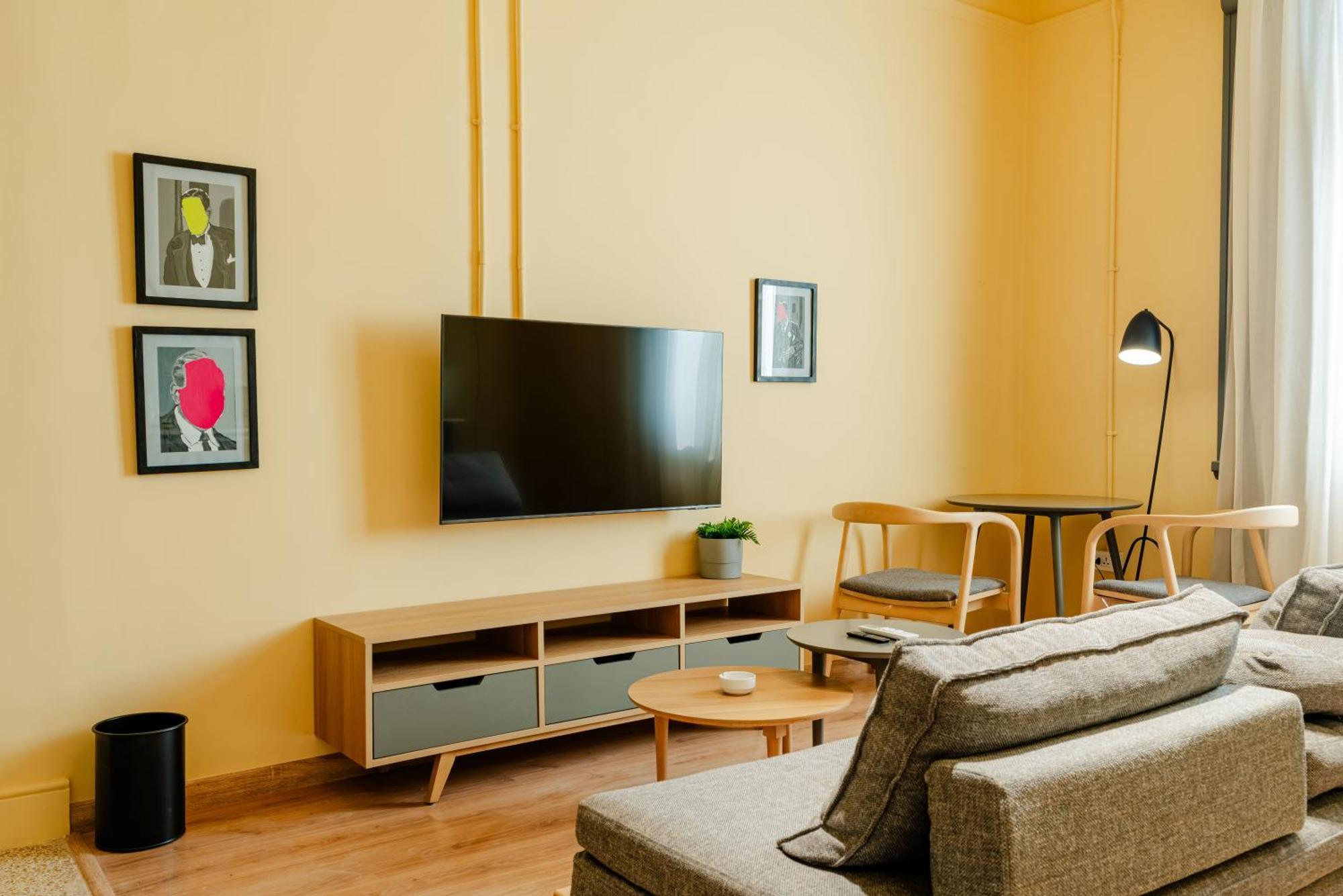 Grey L Studio Apartments Downtown Alexandria Menasce House Экстерьер фото