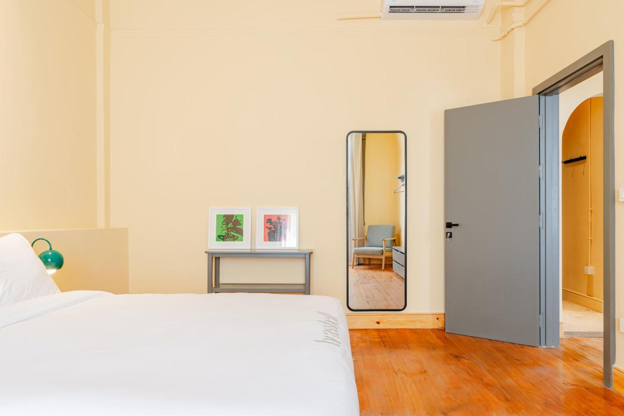 Grey L Studio Apartments Downtown Alexandria Menasce House Экстерьер фото